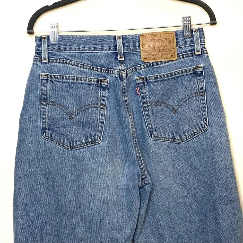 Levi’s vintage 560 high waist mom jeans size 10